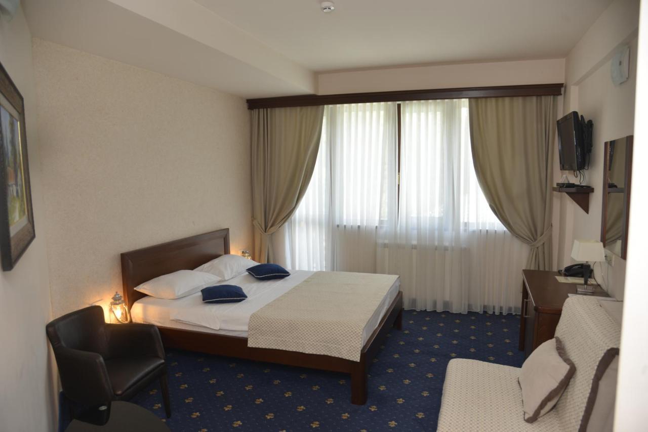 Hotel Trebjesa Niksic Ngoại thất bức ảnh