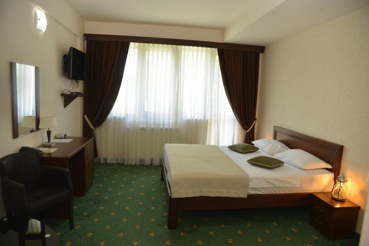 Hotel Trebjesa Niksic Ngoại thất bức ảnh