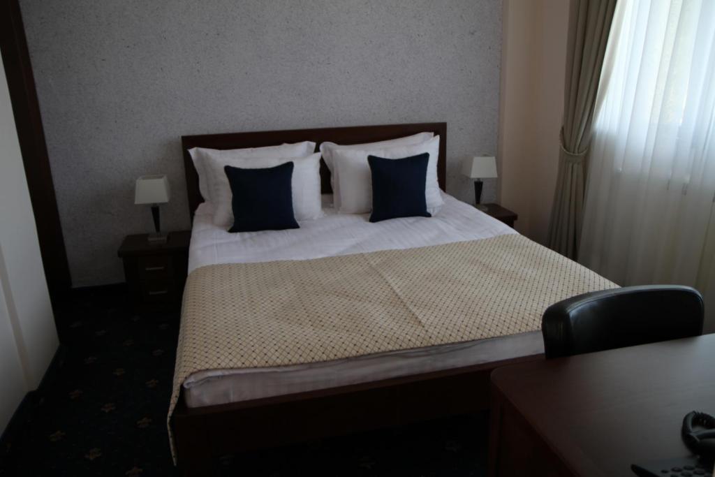 Hotel Trebjesa Niksic Phòng bức ảnh