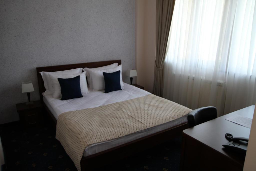 Hotel Trebjesa Niksic Phòng bức ảnh